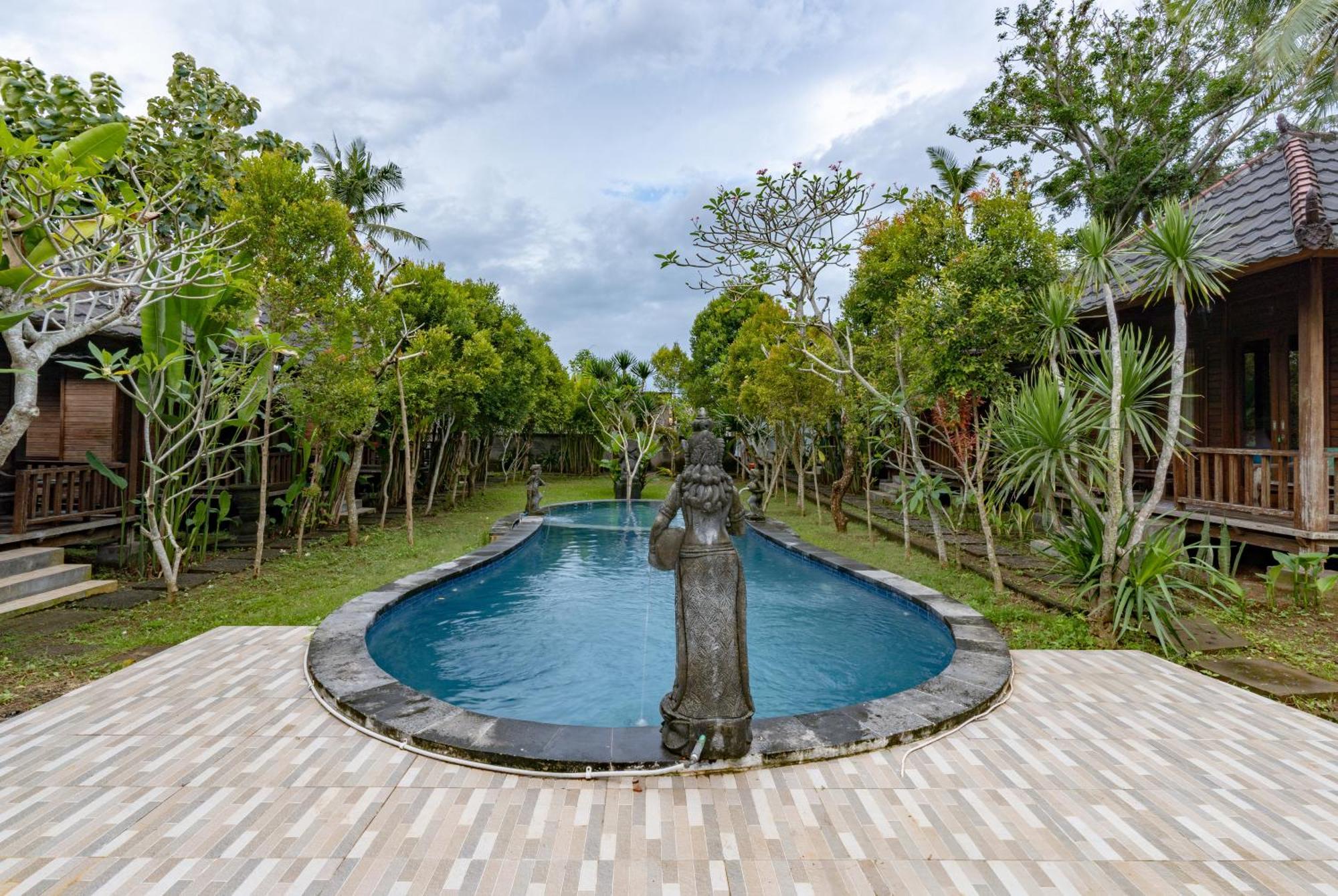 Raira Villas Lembongan Exterior photo