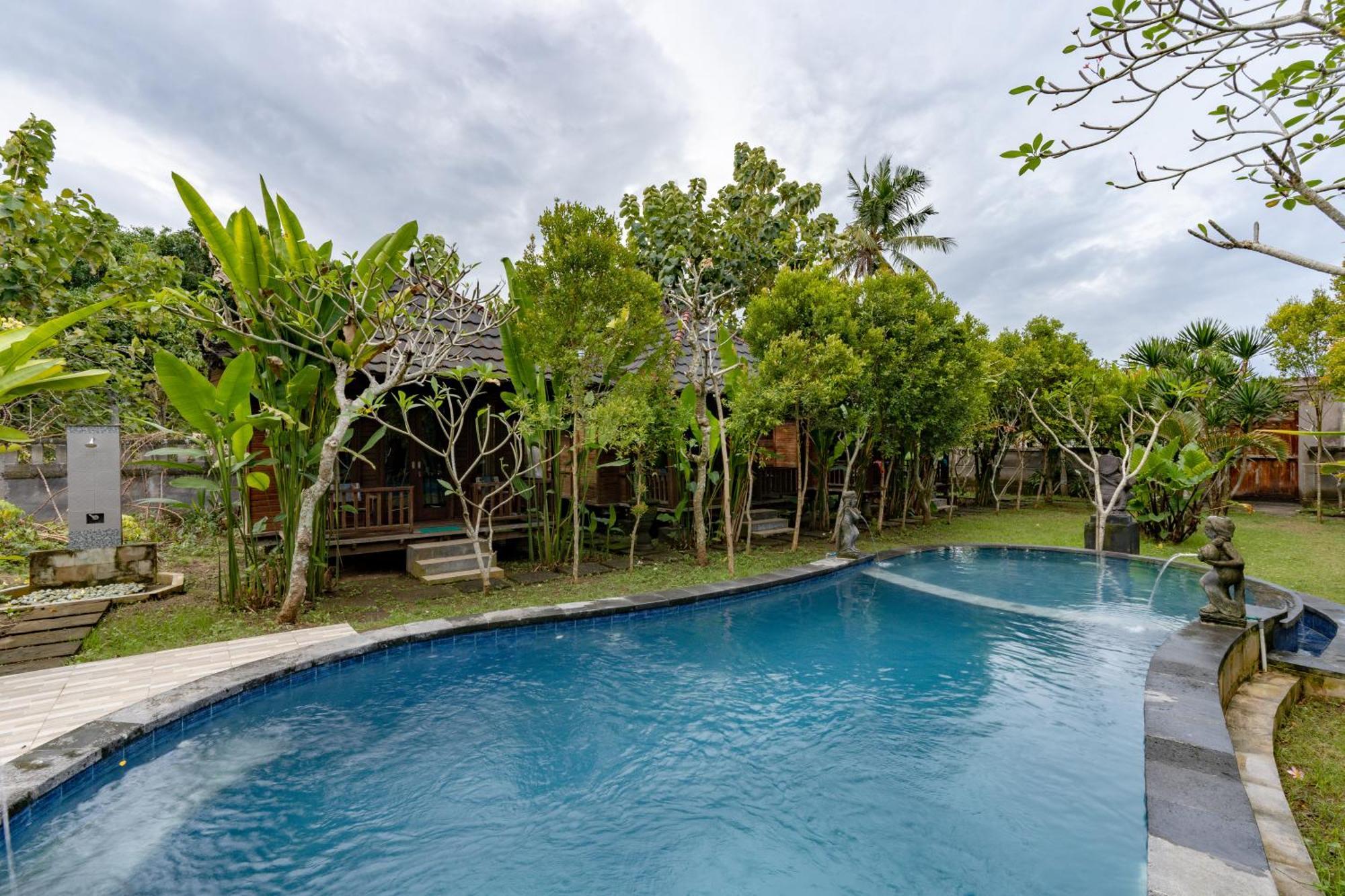 Raira Villas Lembongan Exterior photo