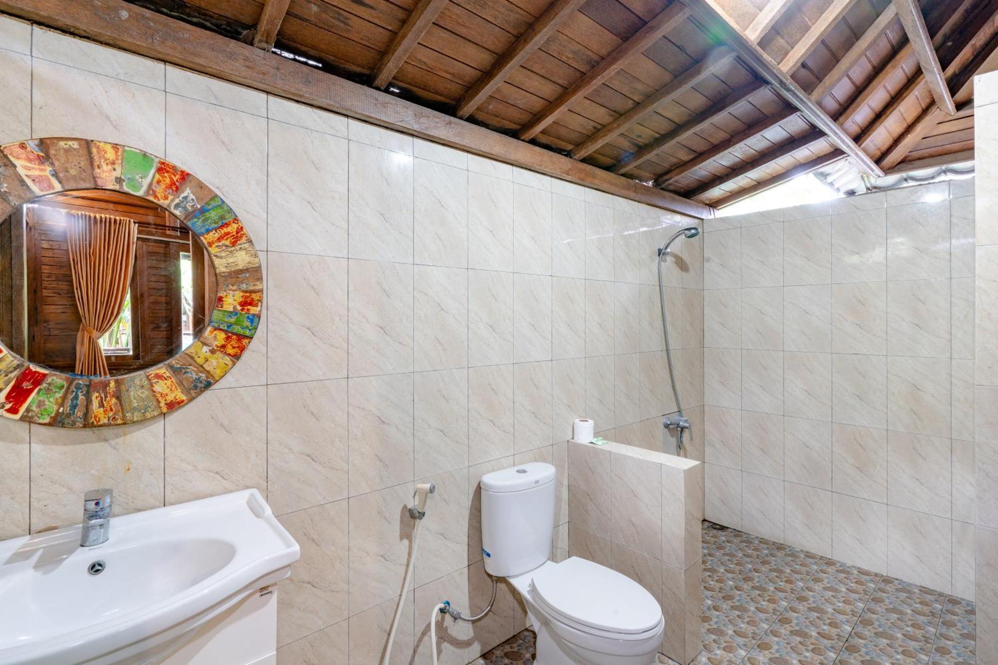 Raira Villas Lembongan Exterior photo